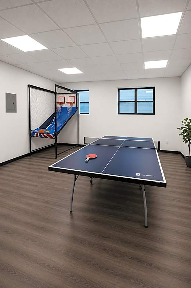 Bay Ridge ApartHotel