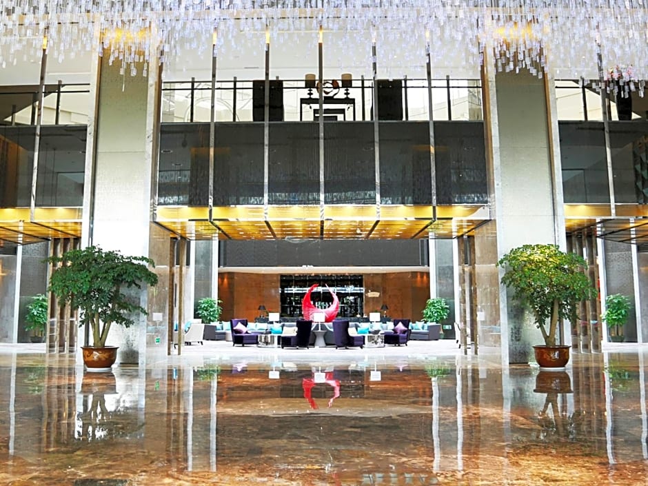 Ramada Plaza Liuzhou Liudong Hotel