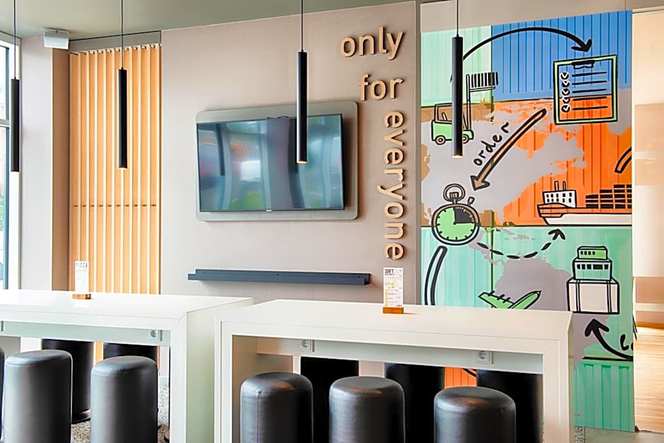 B&B Hotel Stuttgart-Neckarhafen