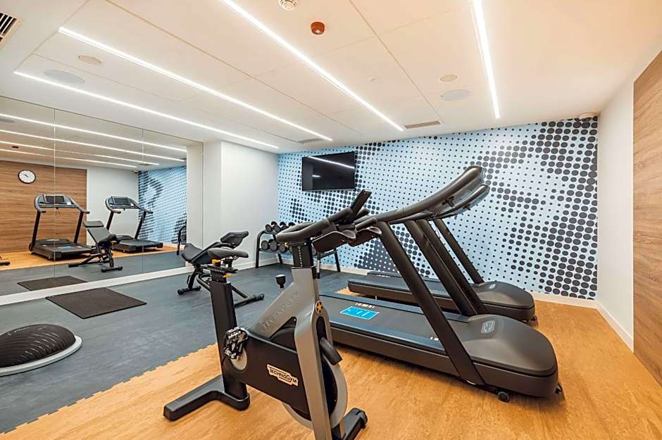 Hampton by Hilton Warsaw Reduta