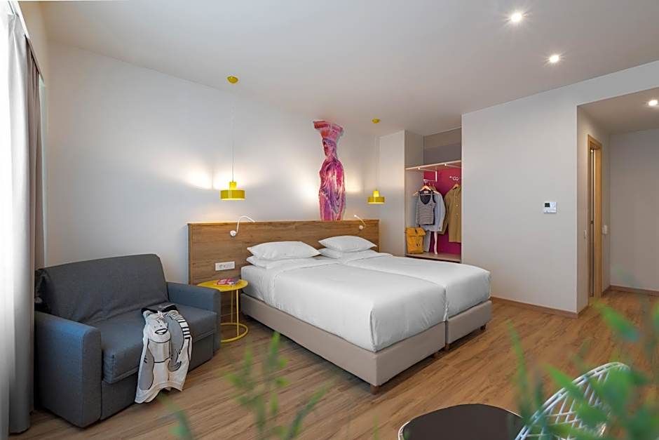ibis Styles Athens Routes
