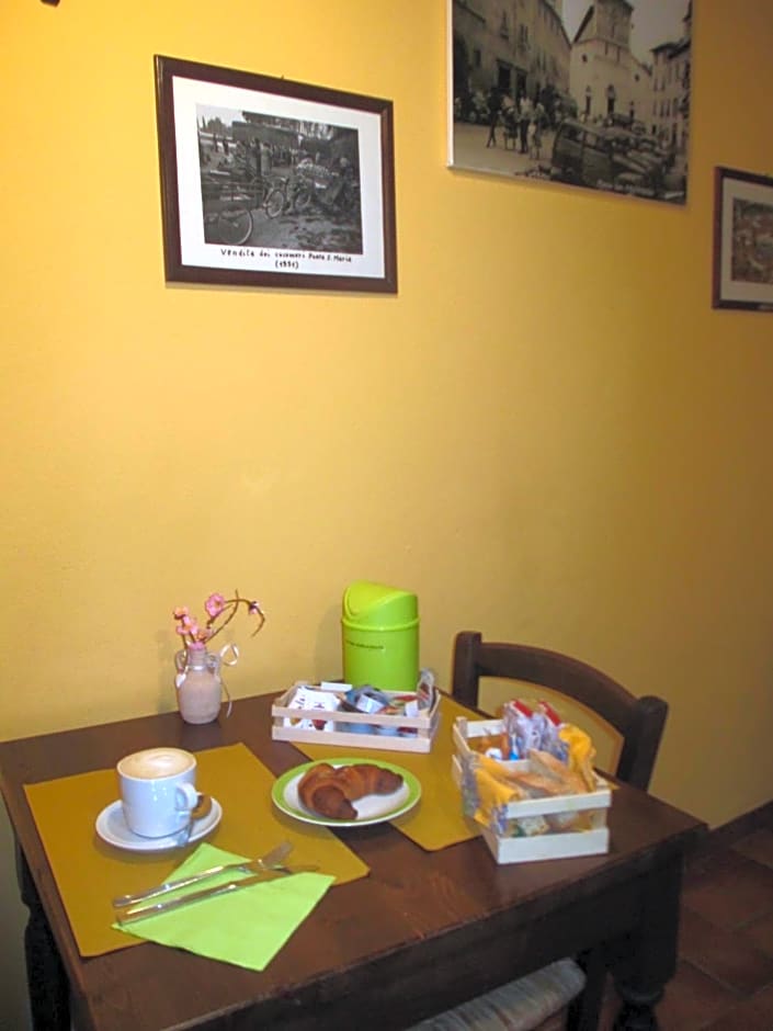 Bed & Breakfast Lucca Fora