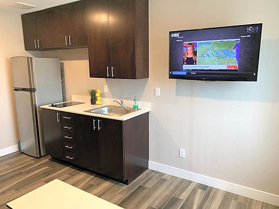 Solis Place in Old Town