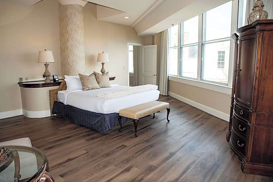Haywood Park Hotel, Ascend Hotel Collection