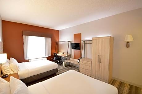 Standard Room with Two Queen Beds