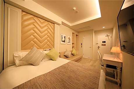 Superior Queen Room - Non-Smoking - Annex