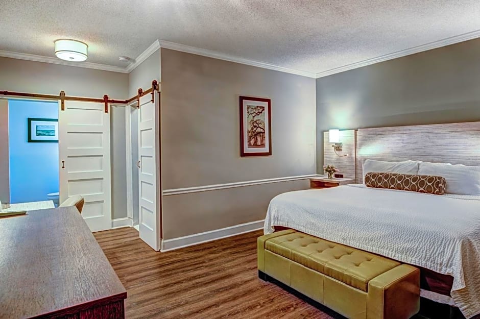 Best Western Sea Island Inn