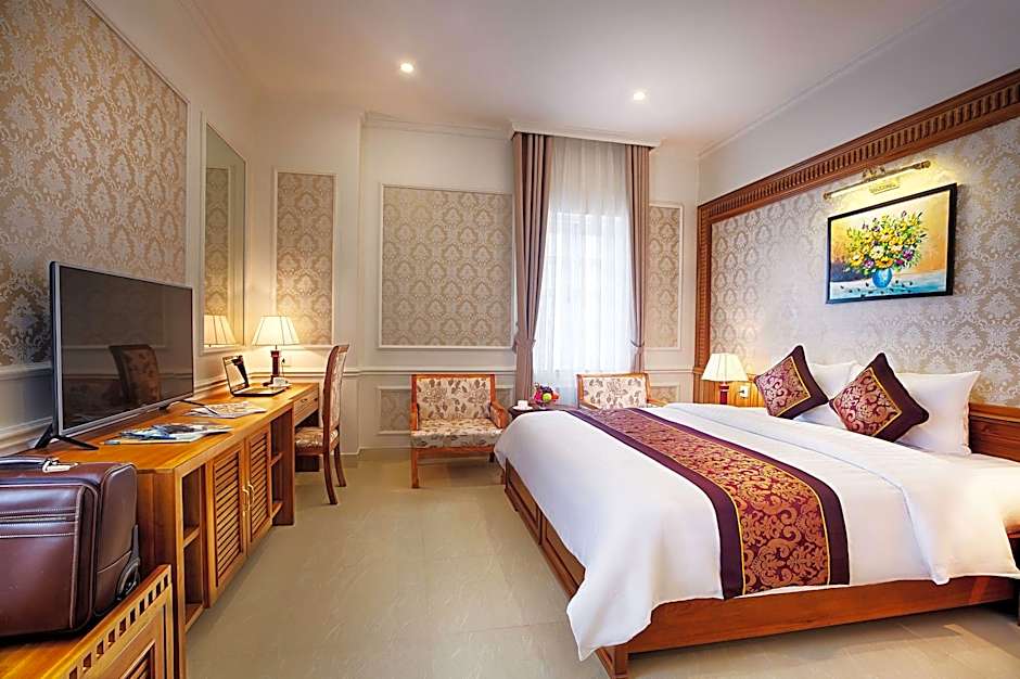 Riverside Hotel Quang Binh