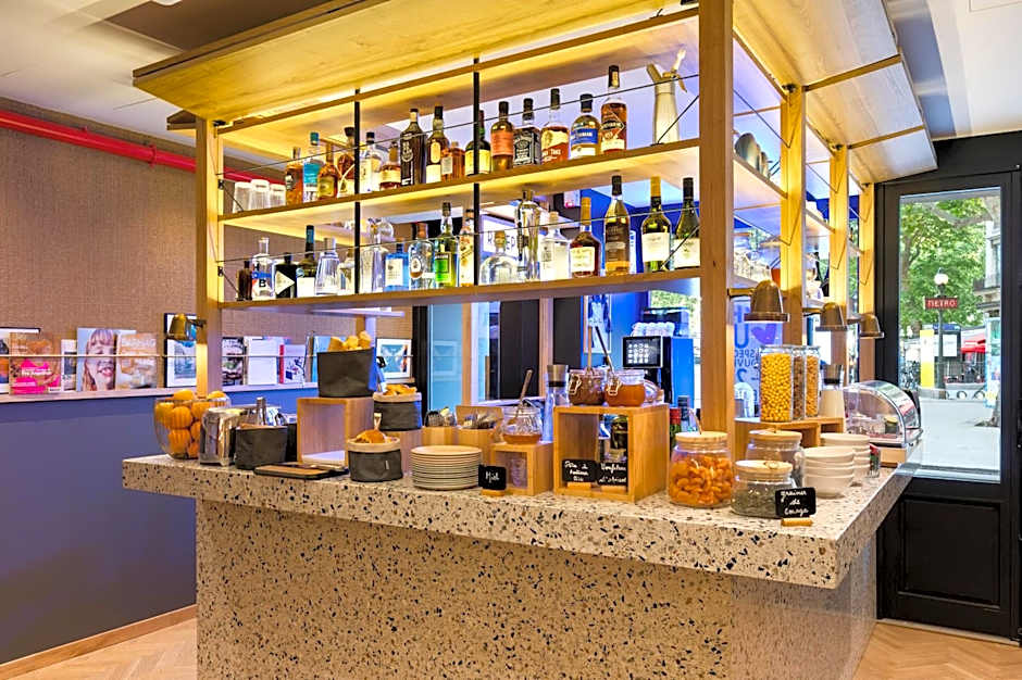 Oh la la ! Hotel Bar Paris Bastille