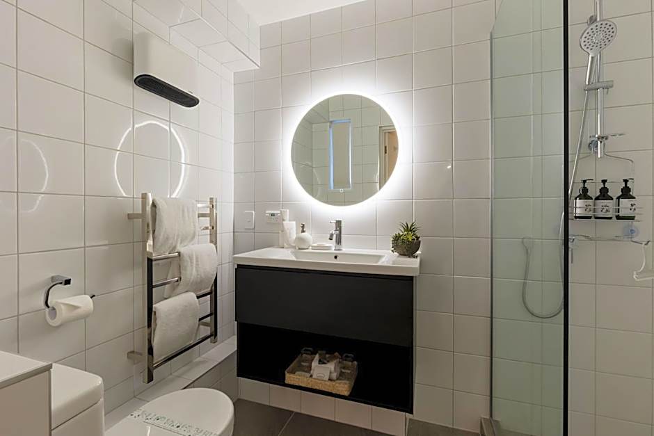 Queenstown House Bed & Breakfast and Apartments