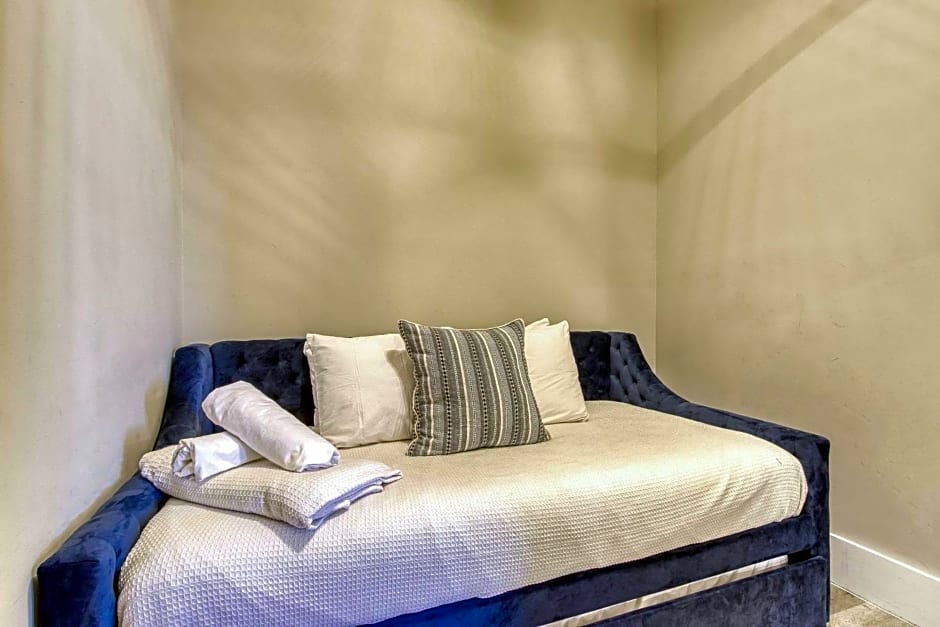 New Hotel Collection Smoky Mountains