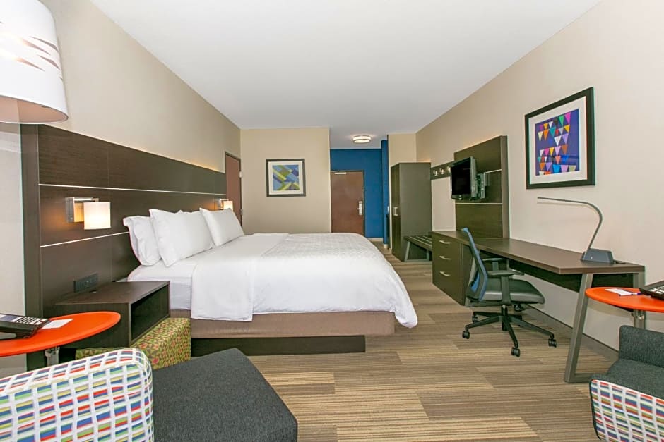 Holiday Inn Express Hotel & Suites Seaside Convention Center by IHG