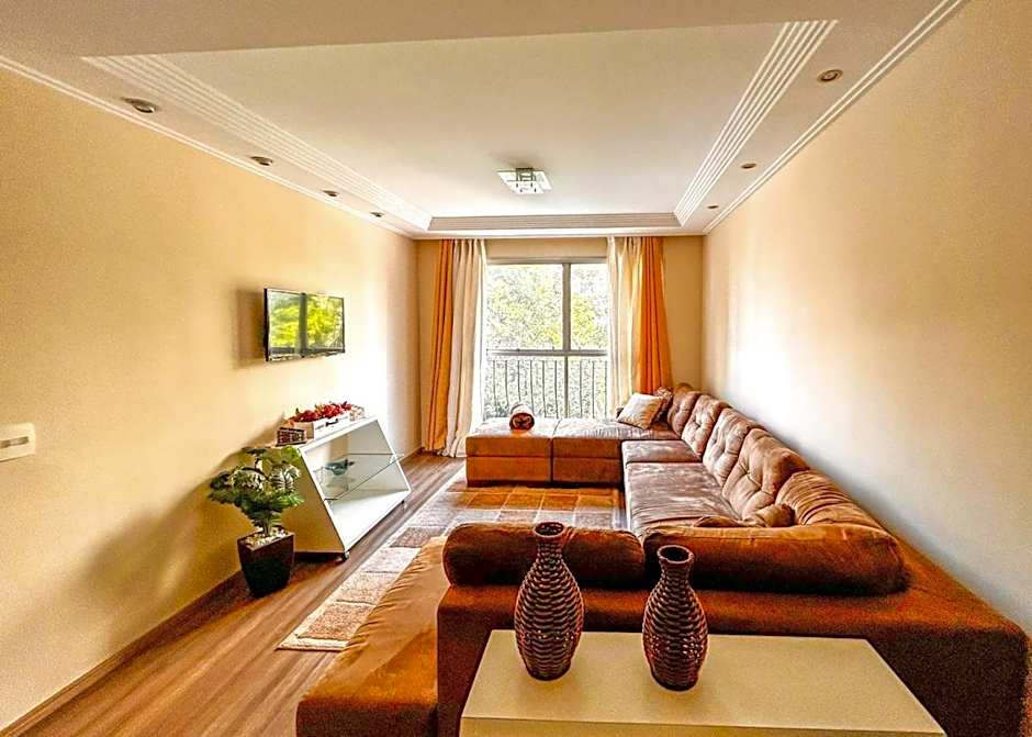 Apto espacoso c WiFi prox a Marginal Pinheiros SP