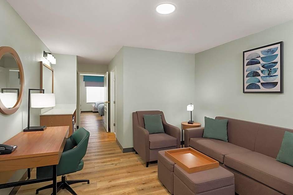 Wingate by Wyndham Mansfield OH