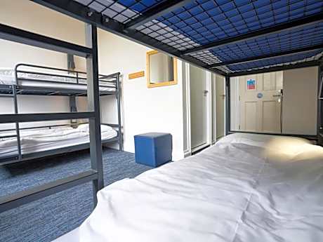 4 Bed Private Room Shared Bathroom