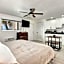 Cozy Studio Suite Near Beach w Kitchenette #11