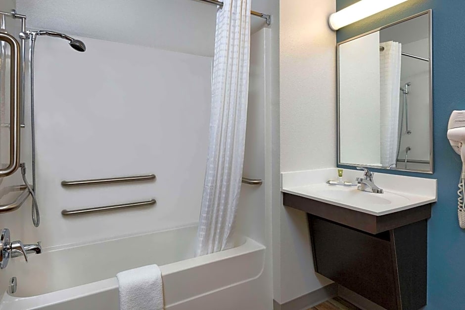 Woodspring Suites Houston IAH Airport