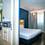 Holiday Inn Express Milan-Malpensa Airport By IHG
