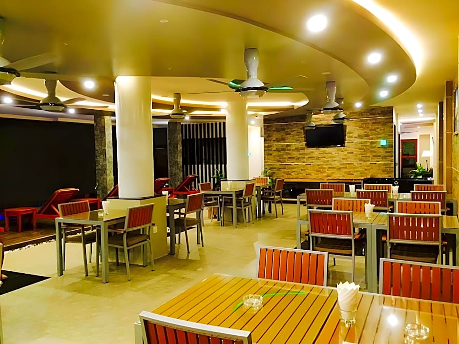 Triton Beach Hotel & Spa at Maafushi