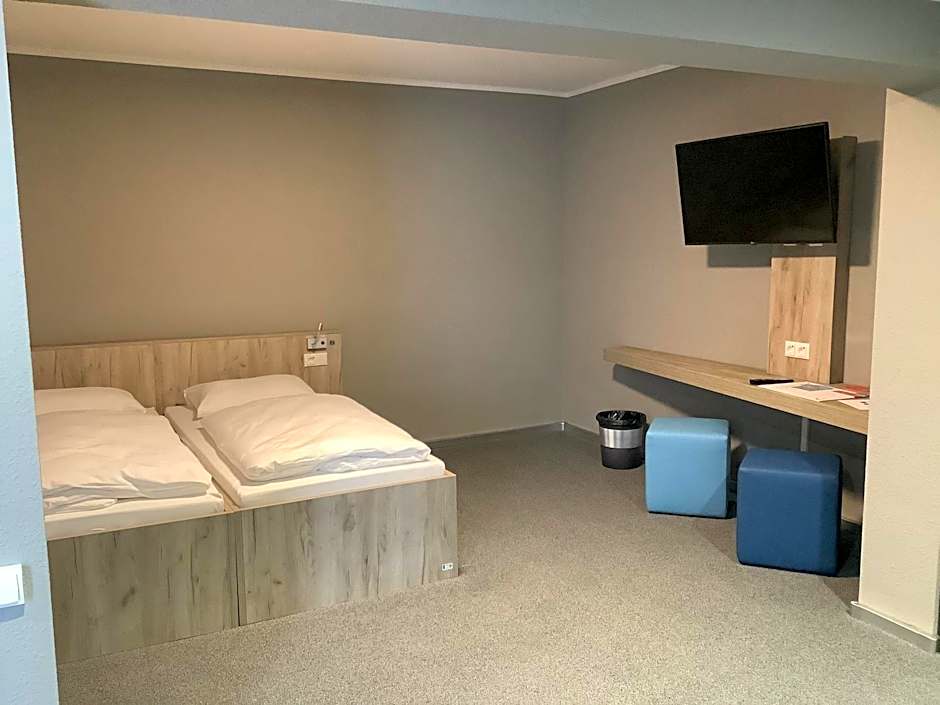 Foto 1 daripada 6 — 1 Double Bed or 2 Beds, Accessible