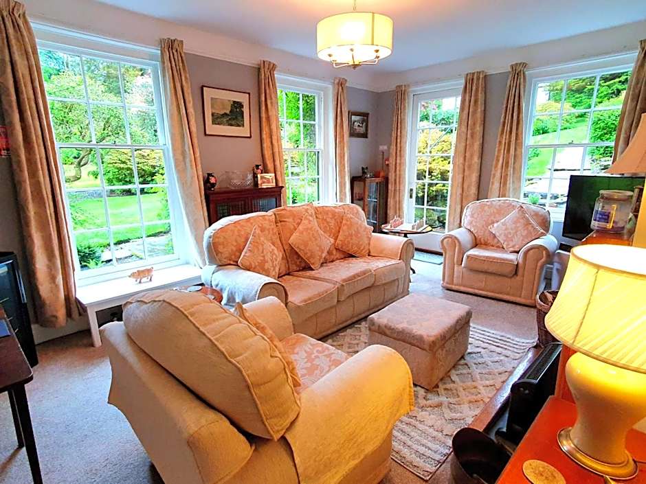 Foxghyll Country House B&B