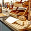 Holiday Inn Calais - Centre Car Ferry by IHG