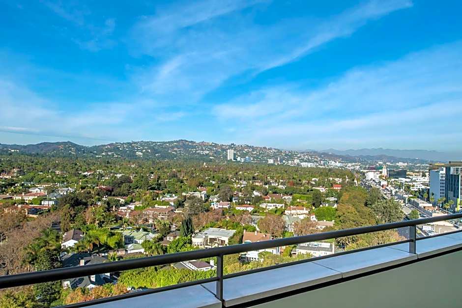 Waldorf Astoria By Hilton Beverly Hills