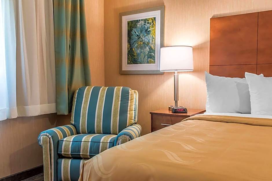 Quality Inn Bedford