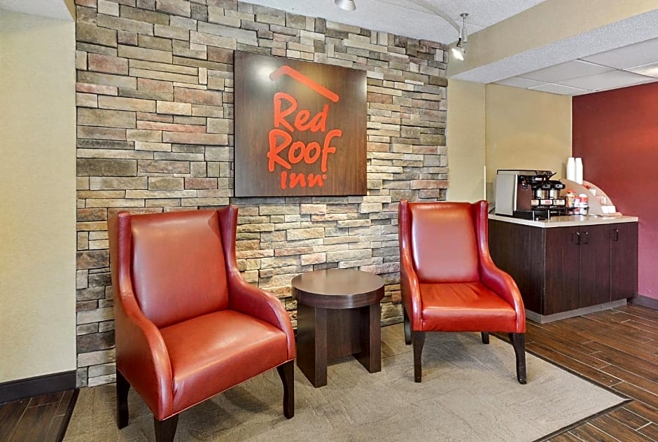 Red Roof Inn - Huntington