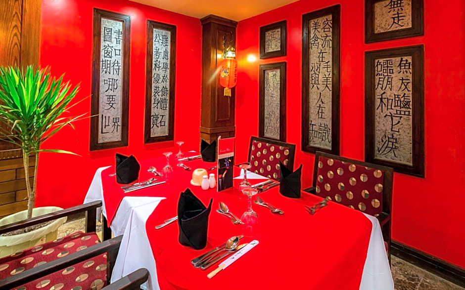 SUNRISE Le Jarden Resort