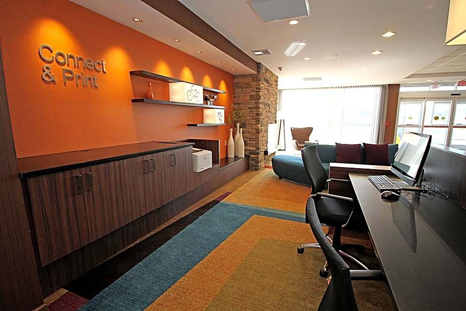 Fairfield Inn & Suites by Marriott London