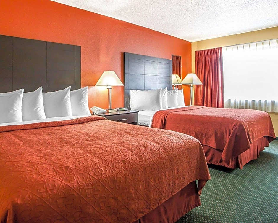 Quality Inn Morton At I-74