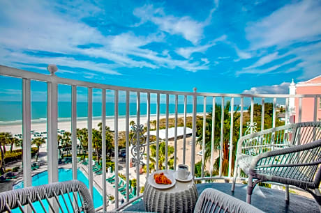 12Grand King Balcony