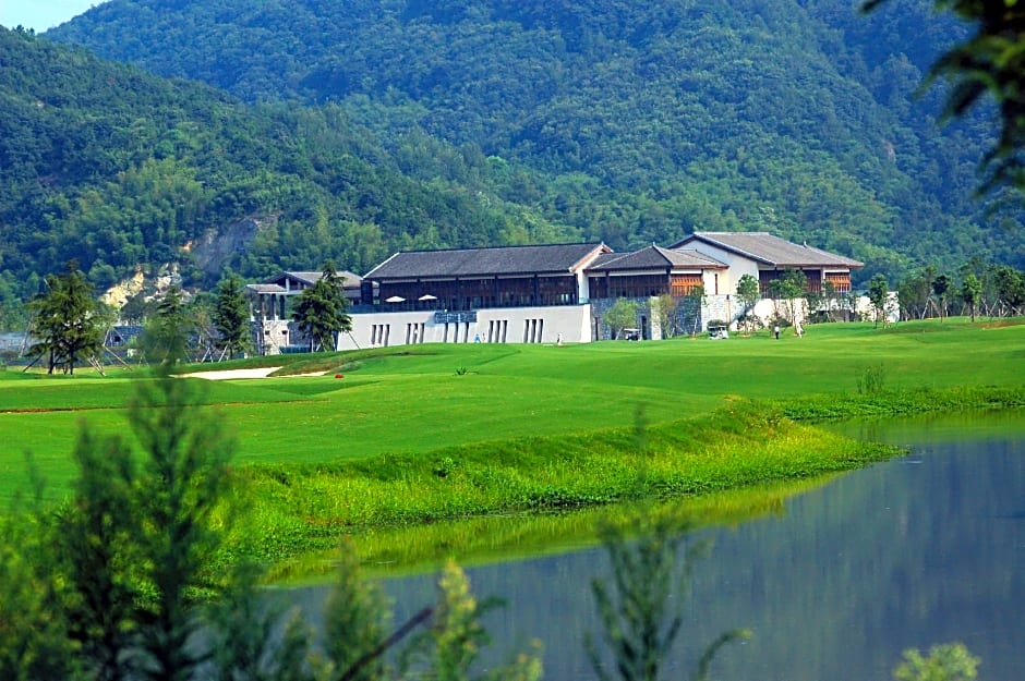 Kuaiji Mountain Yangming Hotel