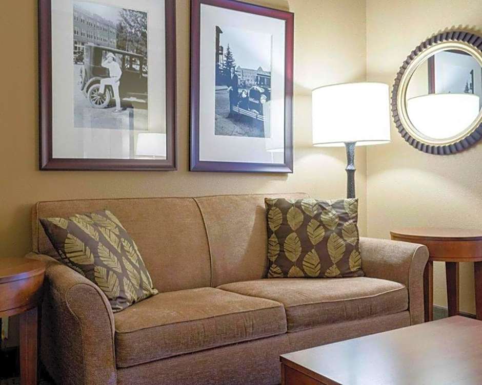 Comfort Suites Starkville