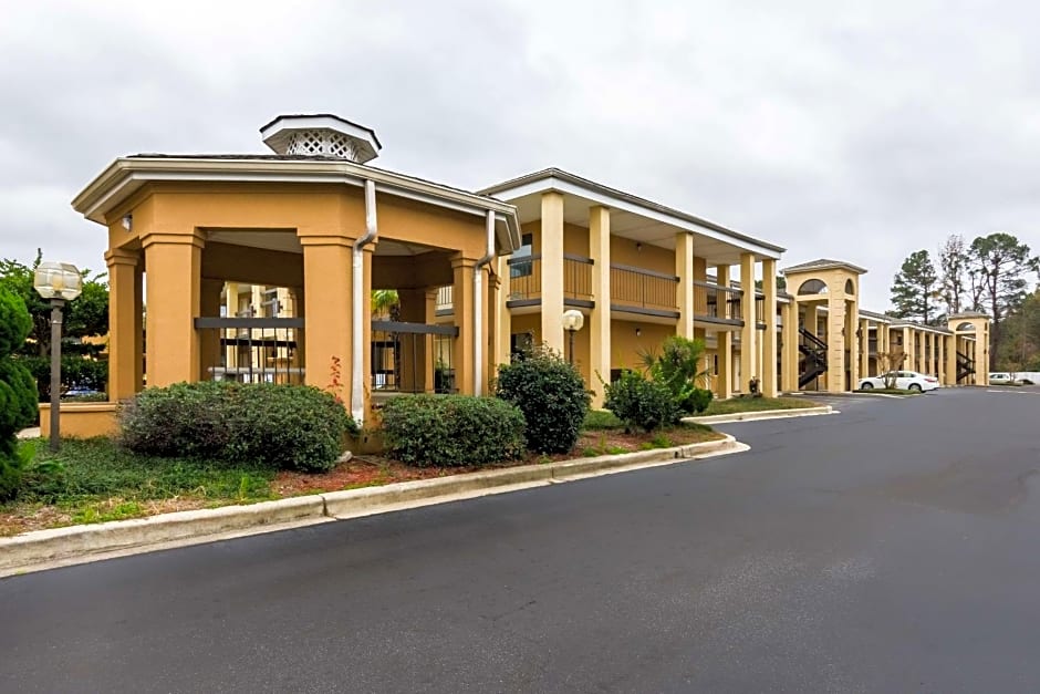 Suburban Studios Florence - Darlington