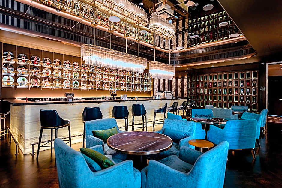 SILQ Hotel & Residence