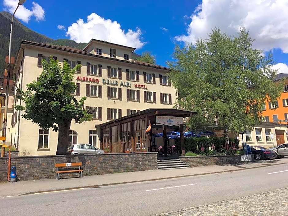 Hotel Des Alpes - Restaurant & Pizzeria