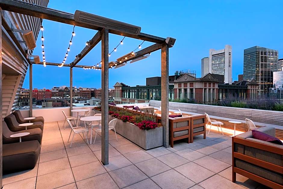 YOTEL Boston