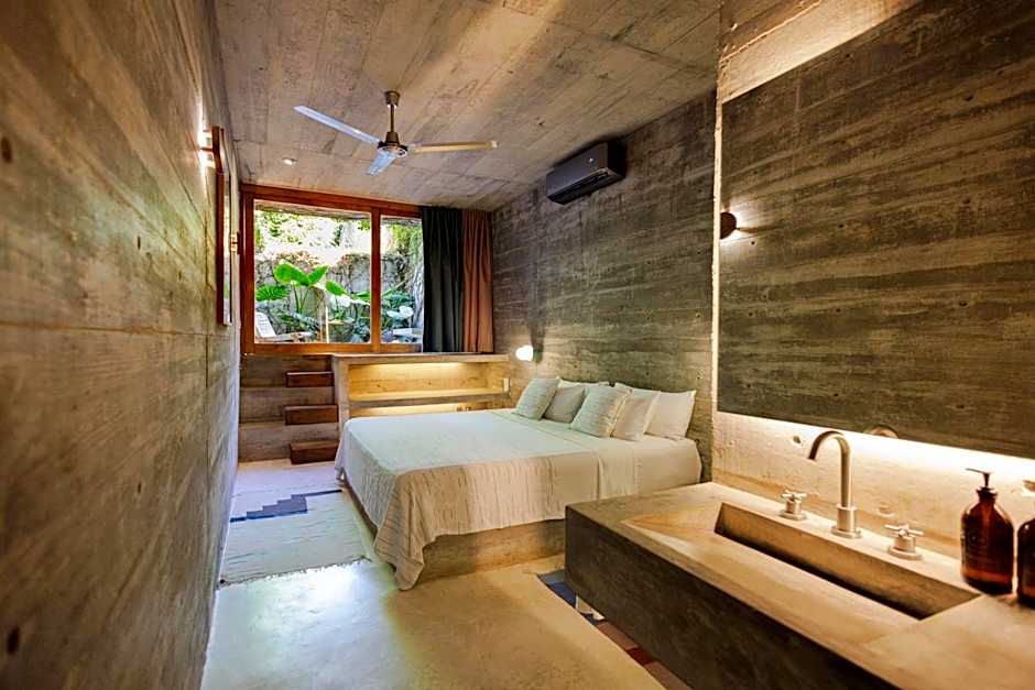 Casa TO - Adults Only