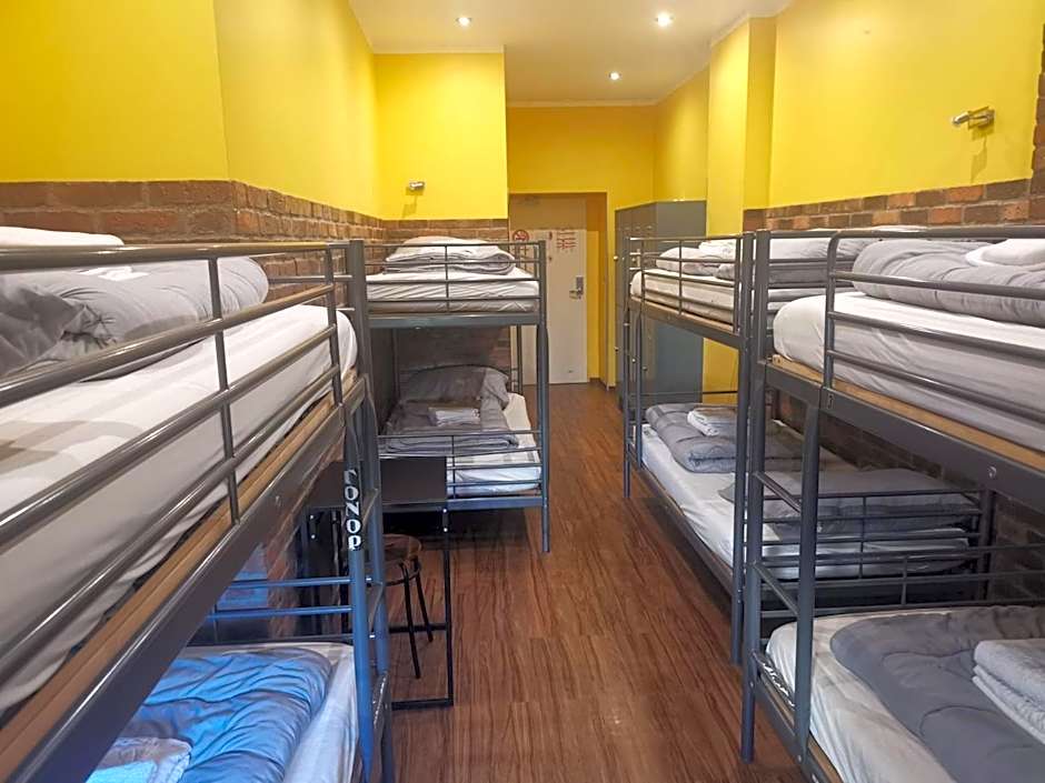 Do Step Inn Home - Hotel & Hostel