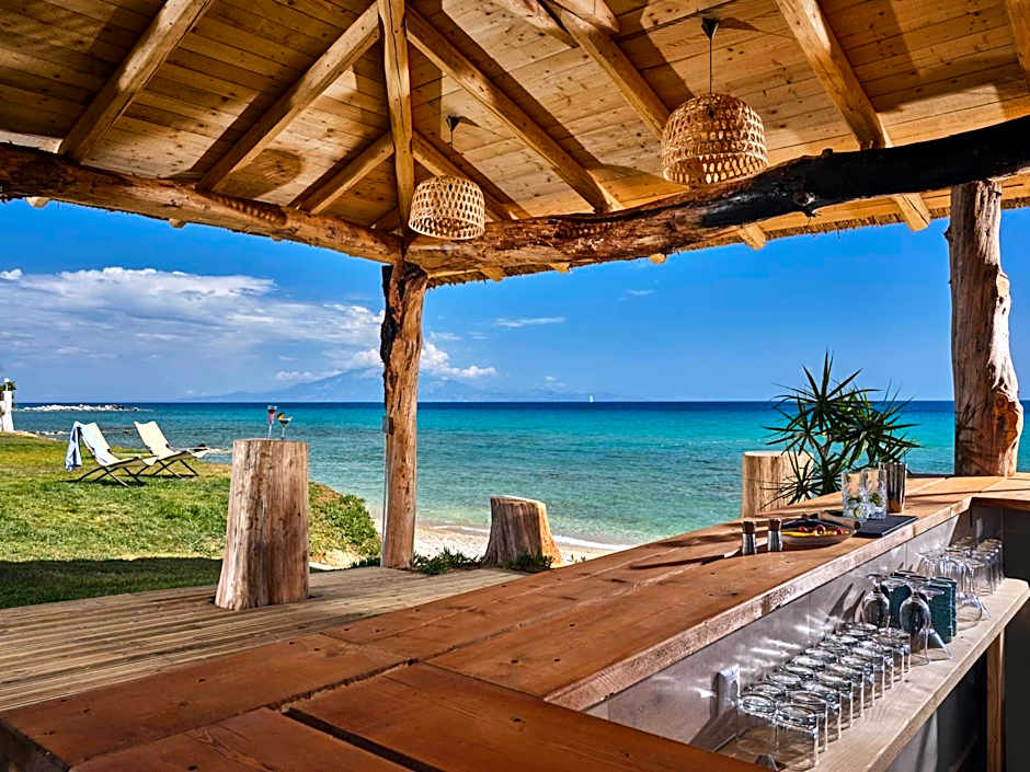 Cavo Orient Beach Hotel & Suites