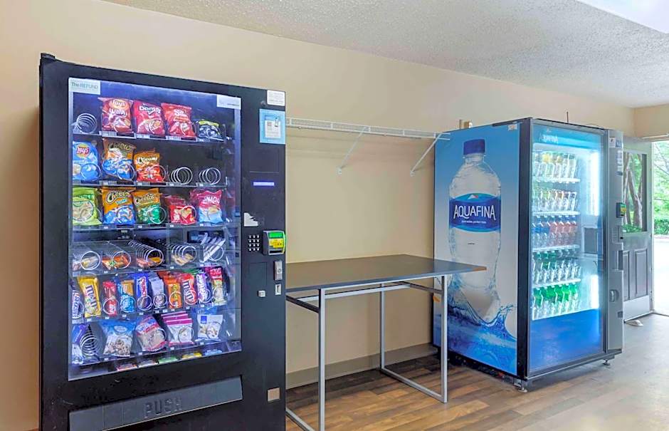 Extended Stay America Select Suites - Raleigh - RDU Airport