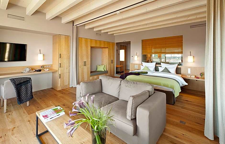 Schlosshotel Steinburg