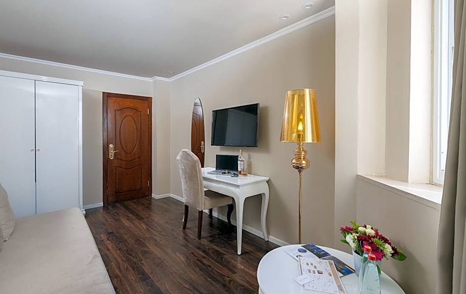 Agripas Boutique Hotel