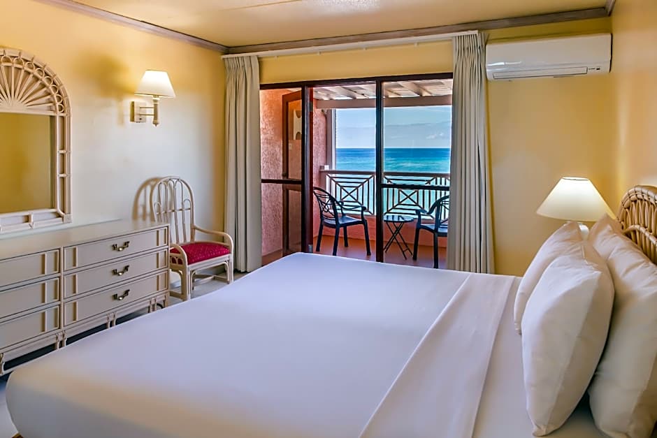 Photo 1 of 2 of 1 King Bed Suite