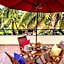 Casa Zarah - Hacienda Family Home - Pool and 2-Block to Beach
