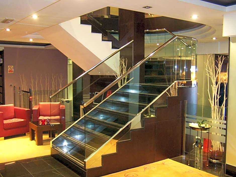 Washington Parquesol Suites & Hotel