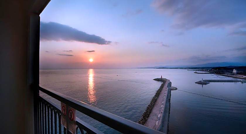 Ramada by Wyndham Gangwon Sokcho