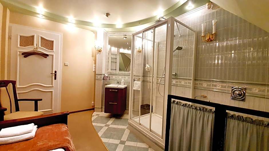 BTHouse, Pokoje Gościnne